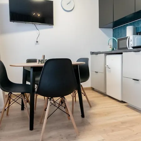 Апарт-отель Komfortowe Przytulne Nowoczesne Mieszkanie 4*