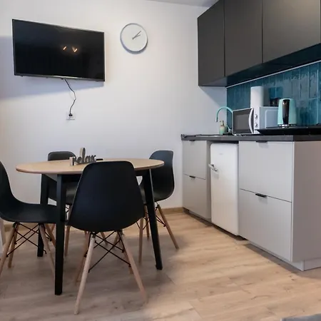 Komfortowe Przytulne Nowoczesne Mieszkanie 4* Радом